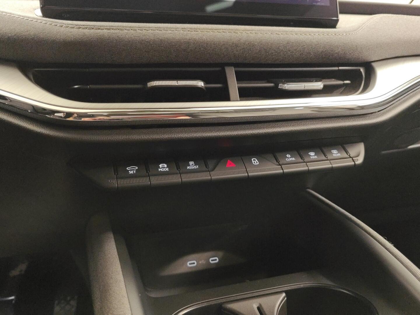 SKODA Enyaq 2023