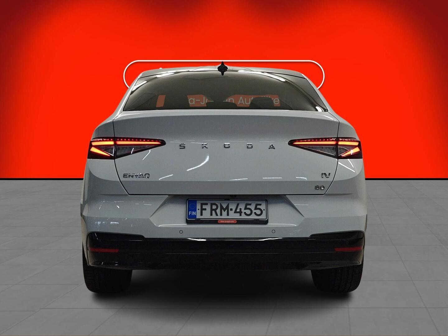 SKODA Enyaq 2023