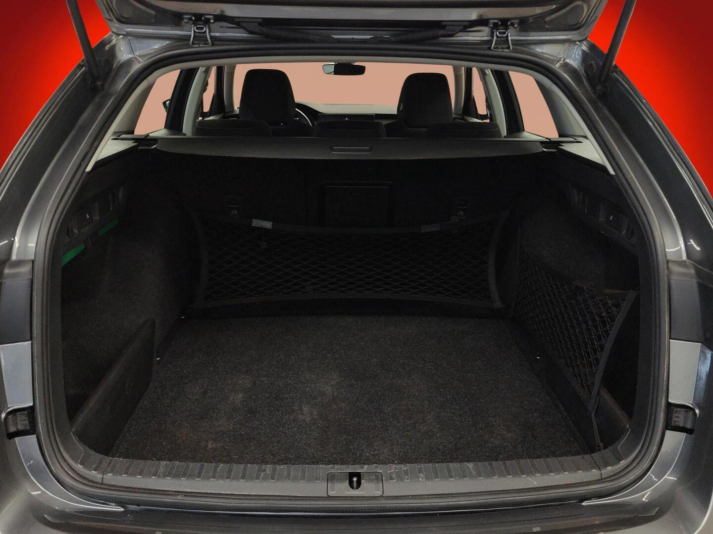 SKODA Octavia 2024