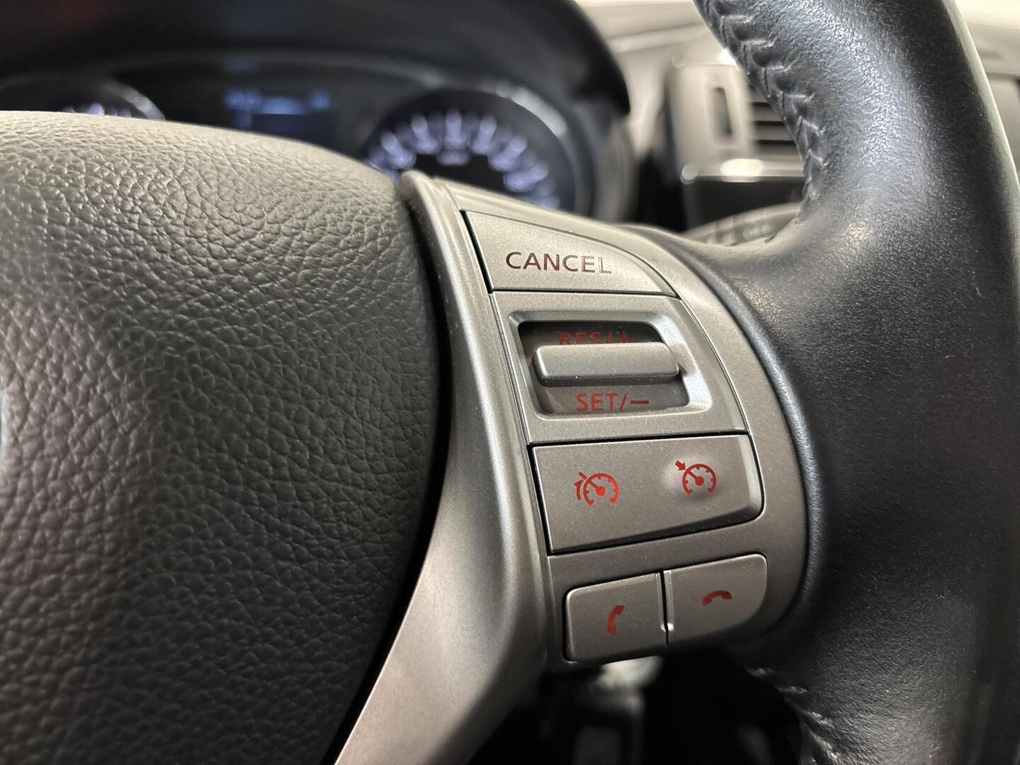 NISSAN Pulsar 2016