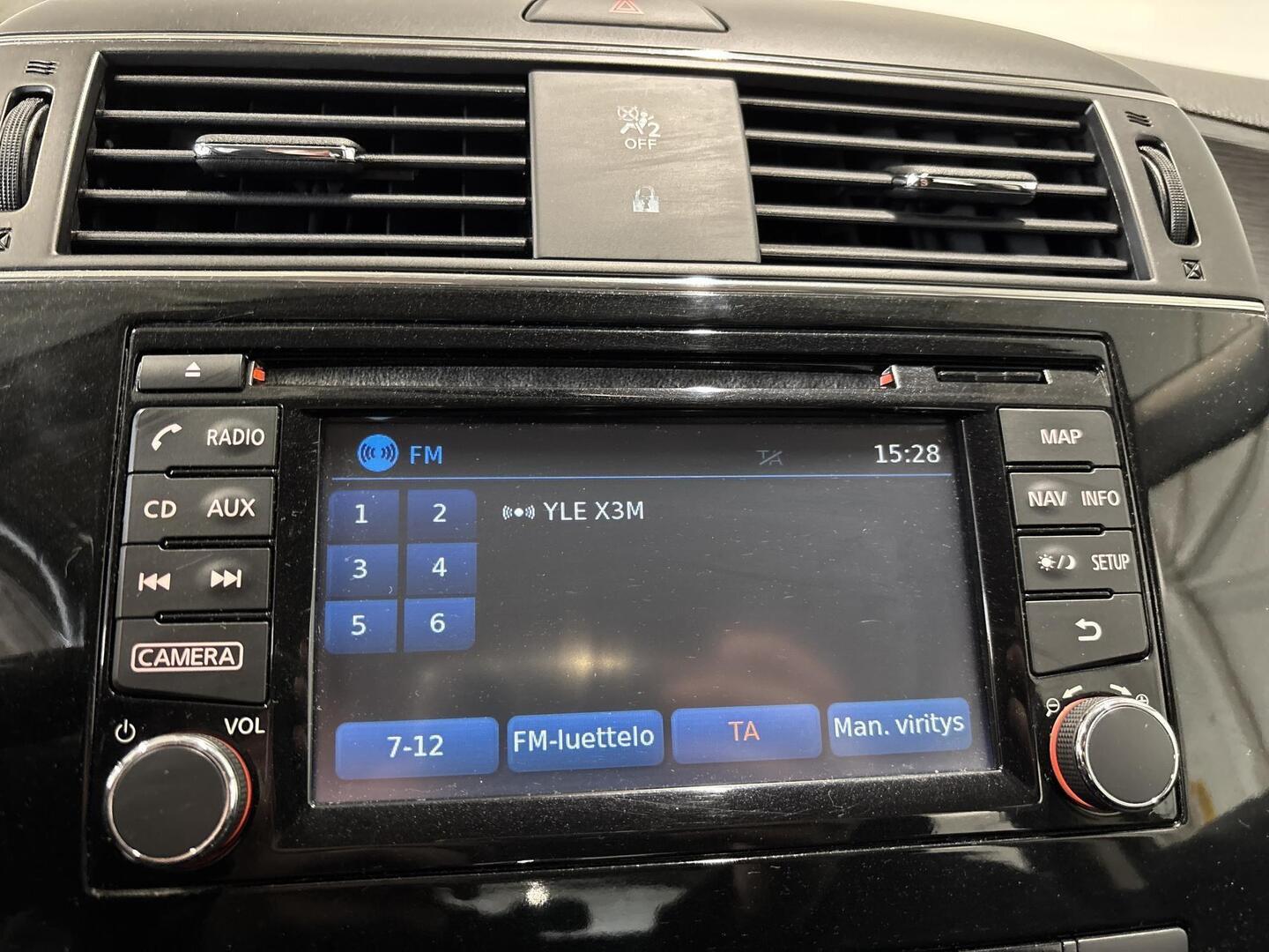 NISSAN Pulsar 2016