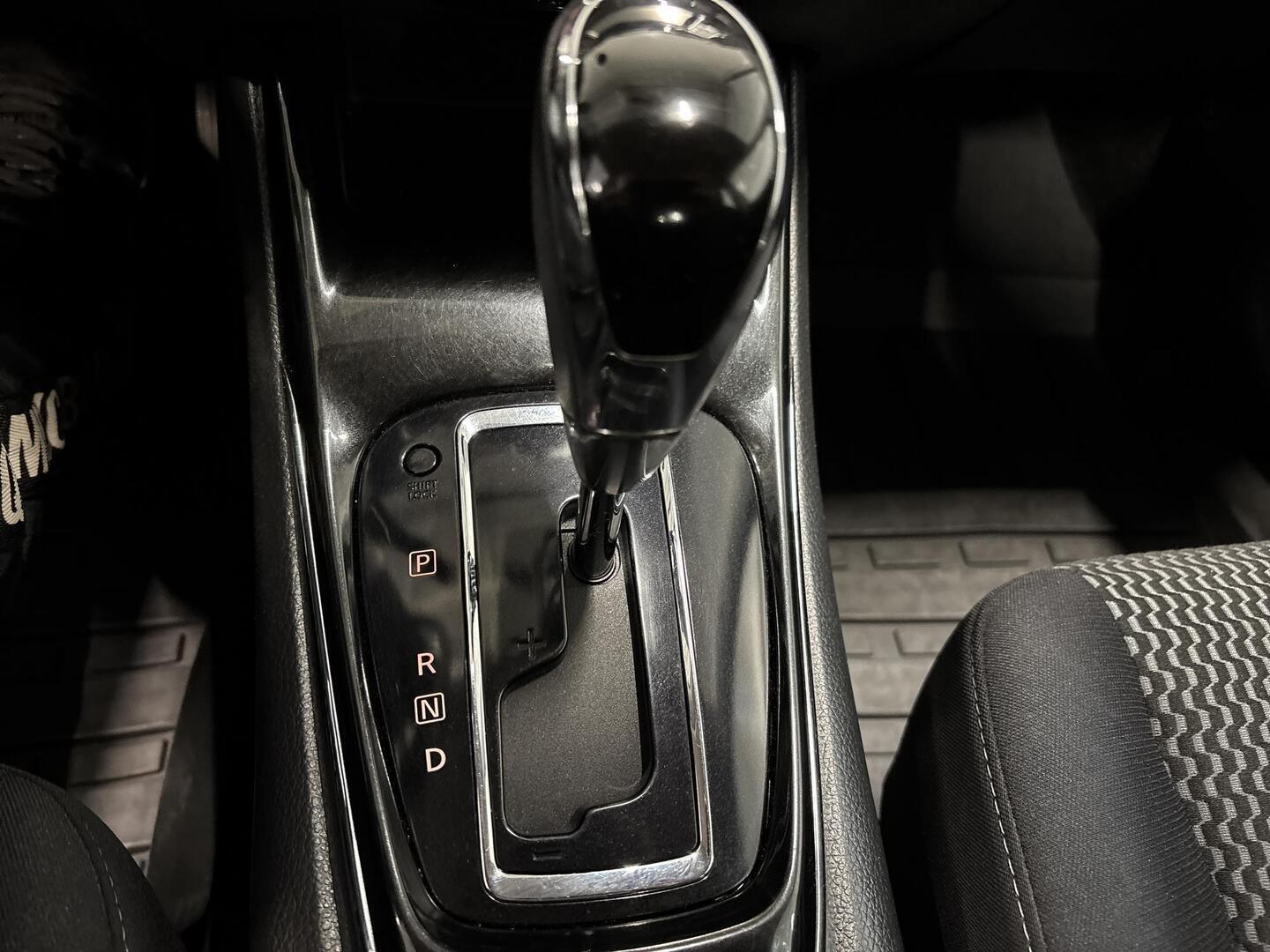 NISSAN Pulsar 2016