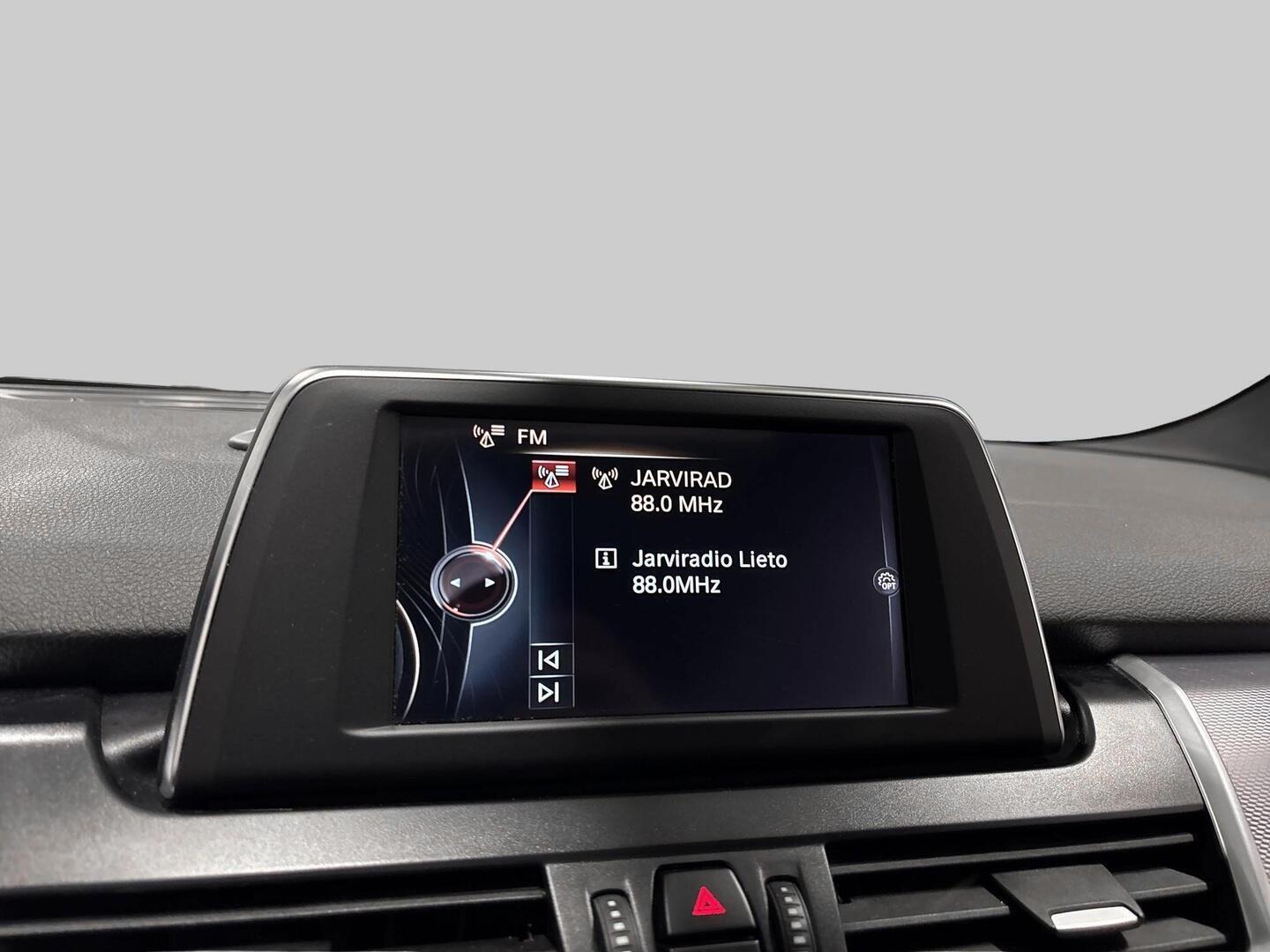 BMW 220 2017