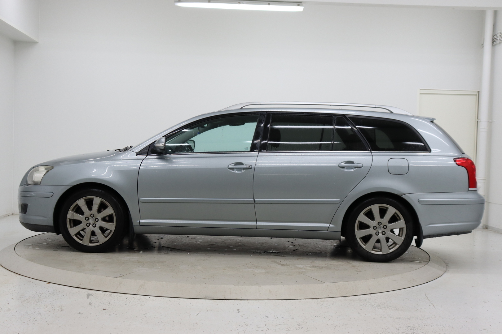 TOYOTA Avensis 2008