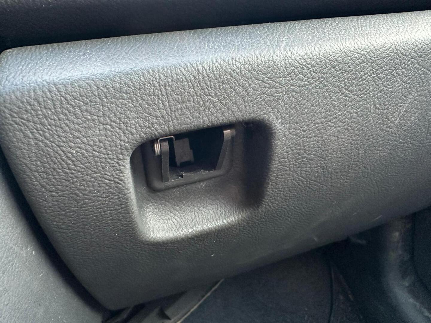 OPEL Omega 2003