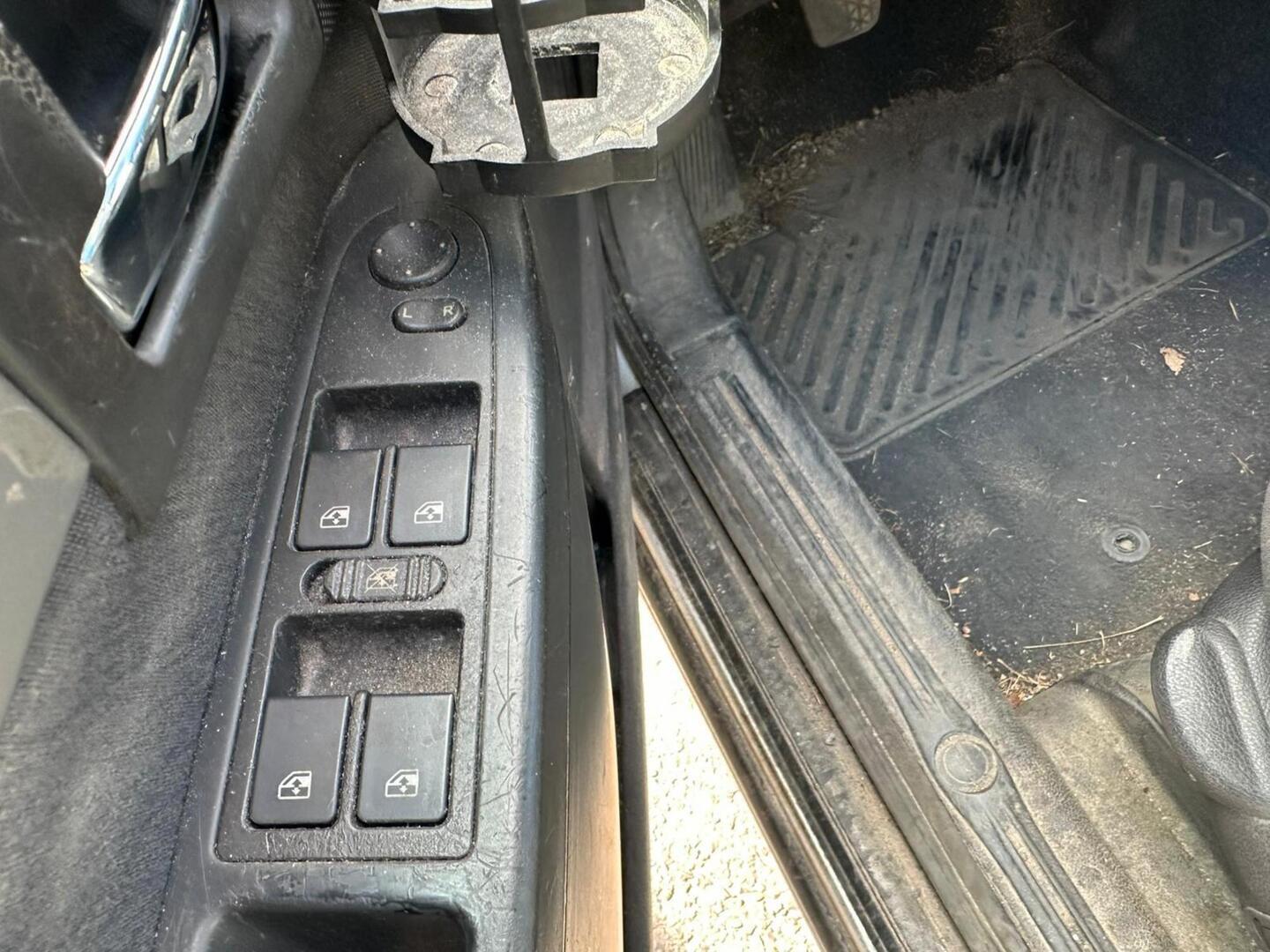 OPEL Omega 2003