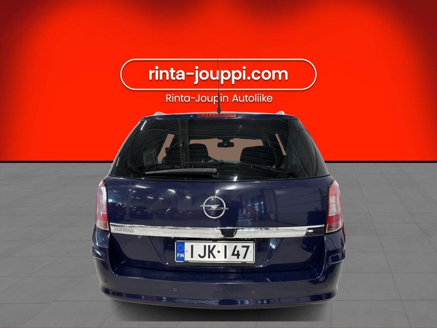 OPEL Astra 2010