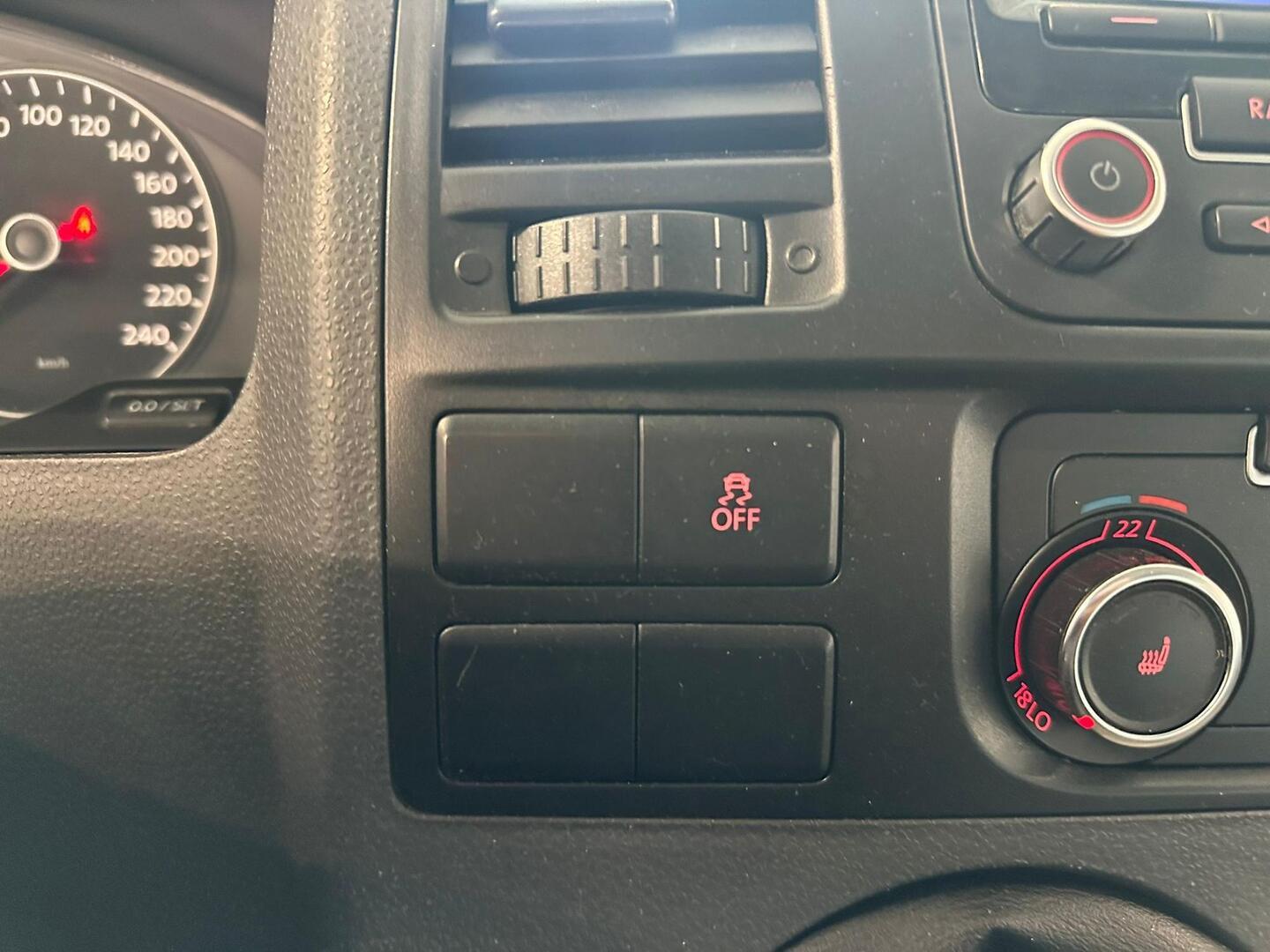 VOLKSWAGEN Transporter 2011