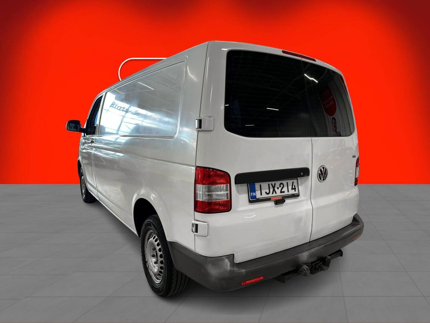 VOLKSWAGEN Transporter 2011