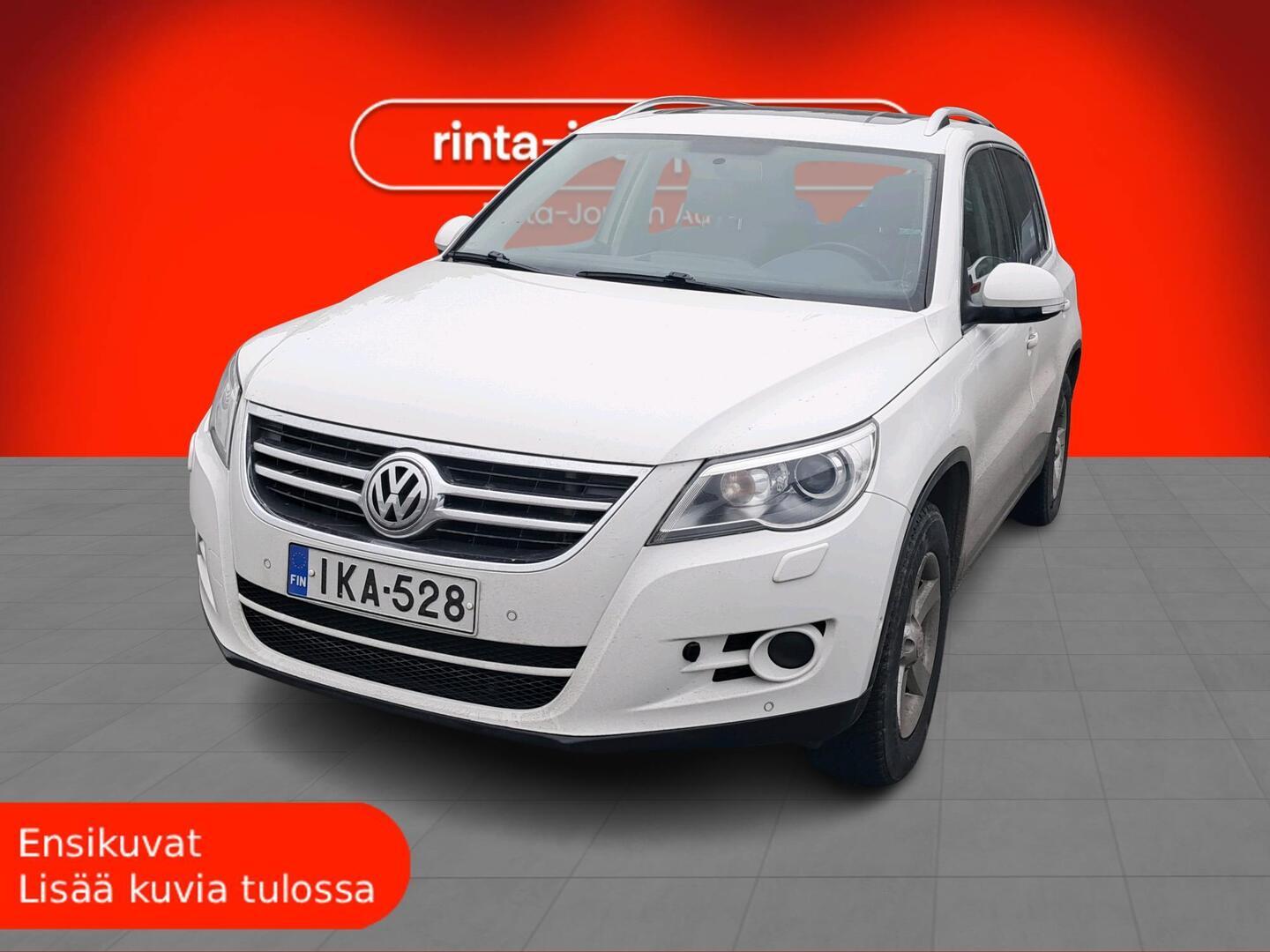 VOLKSWAGEN Tiguan 2011