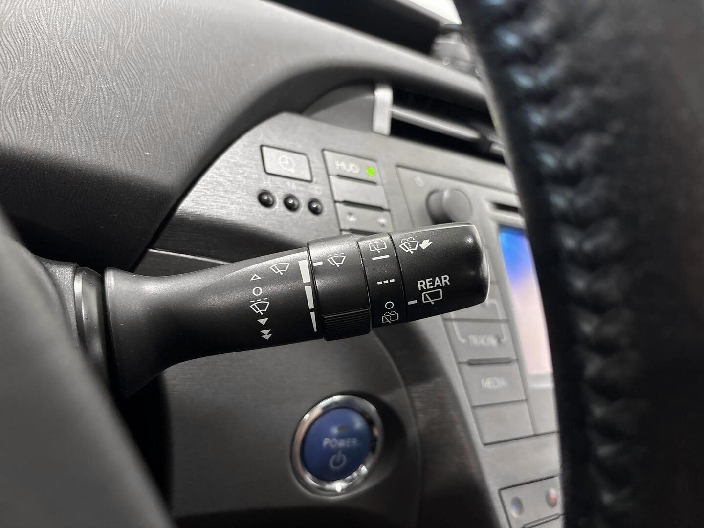 TOYOTA Prius PHEV 2012