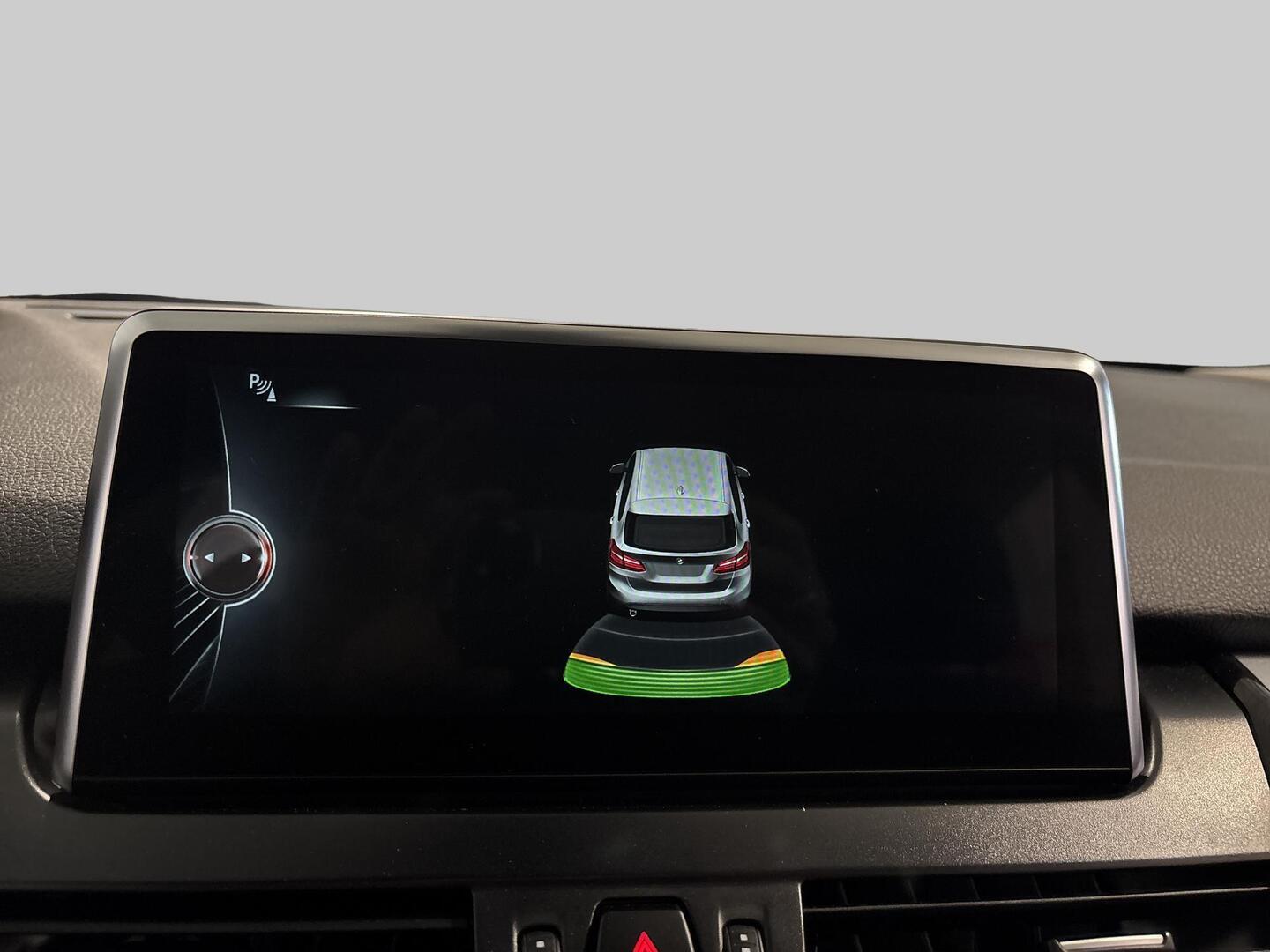 BMW 225 2017