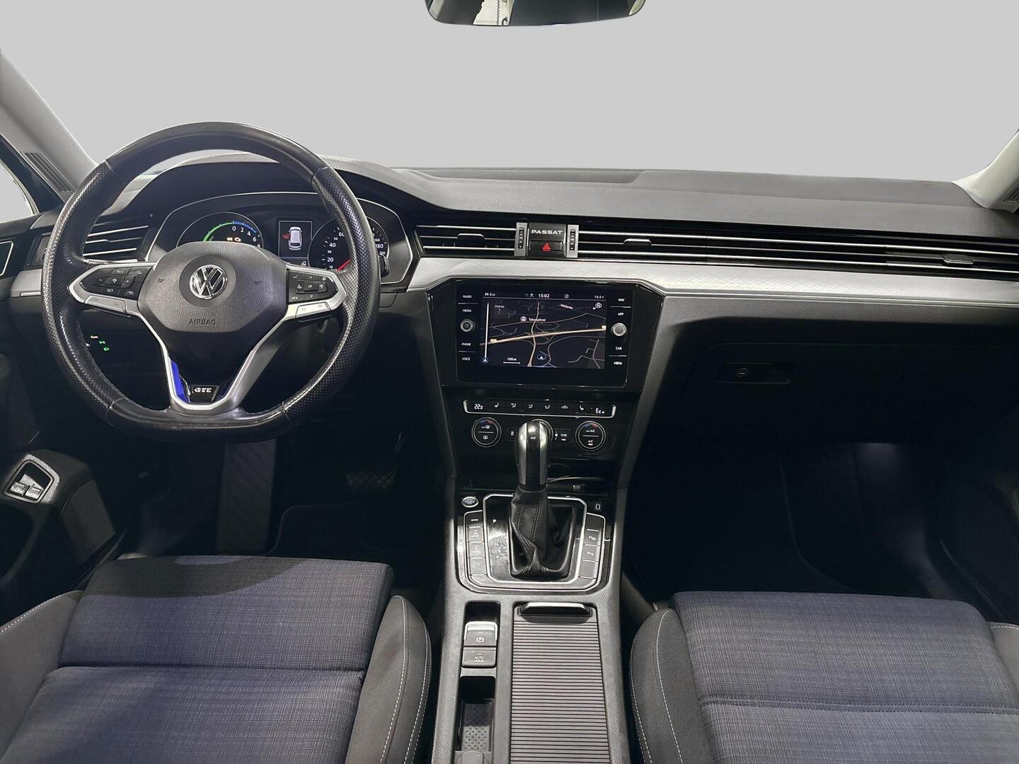 VOLKSWAGEN Passat 2021