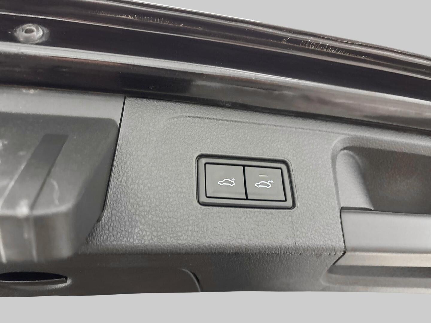 VOLKSWAGEN Passat 2021