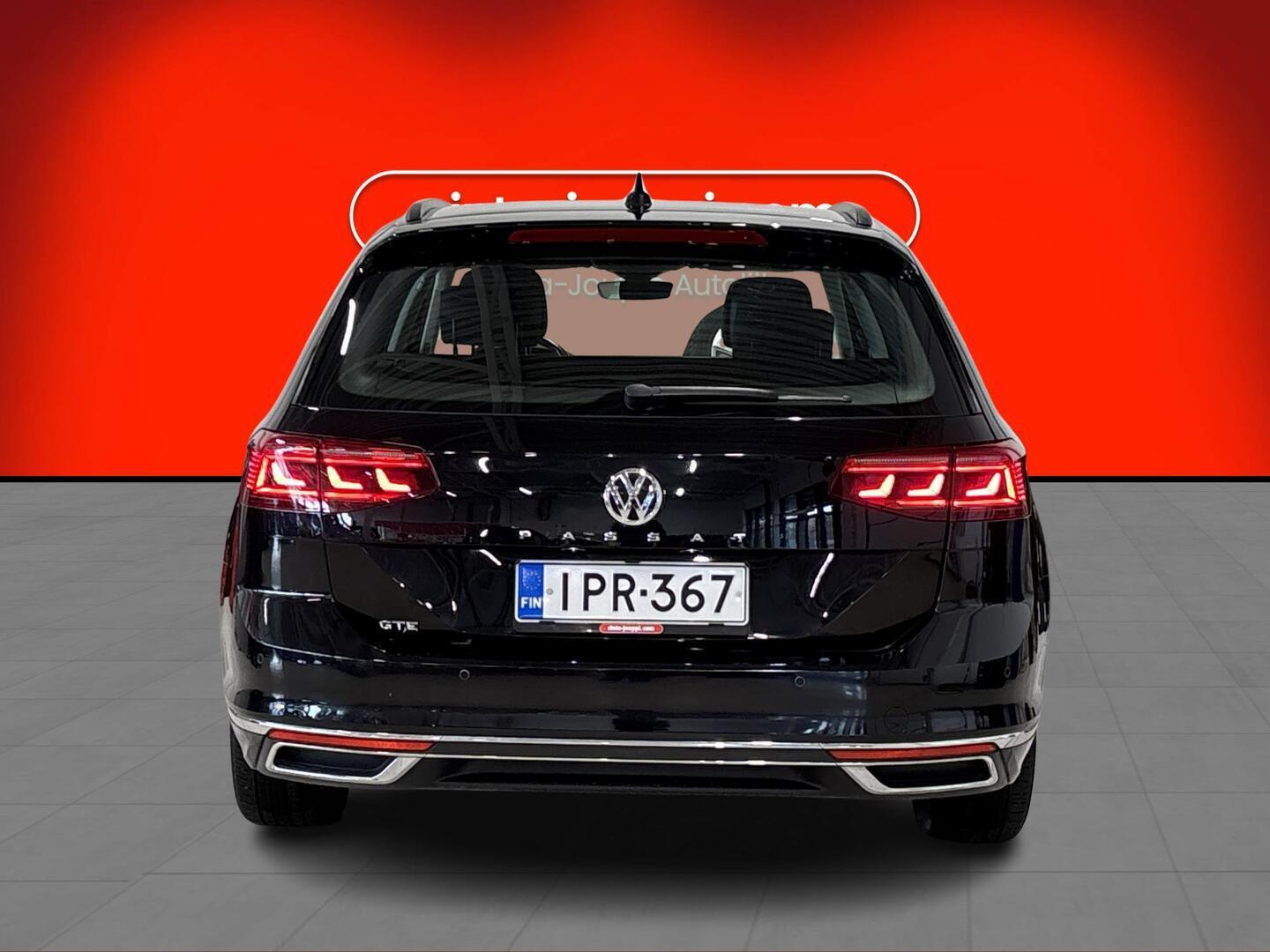 VOLKSWAGEN Passat 2021