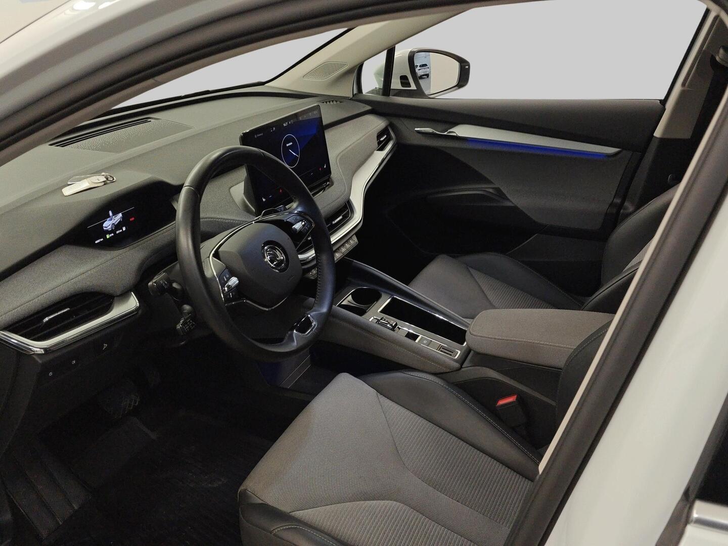 SKODA Enyaq 2023