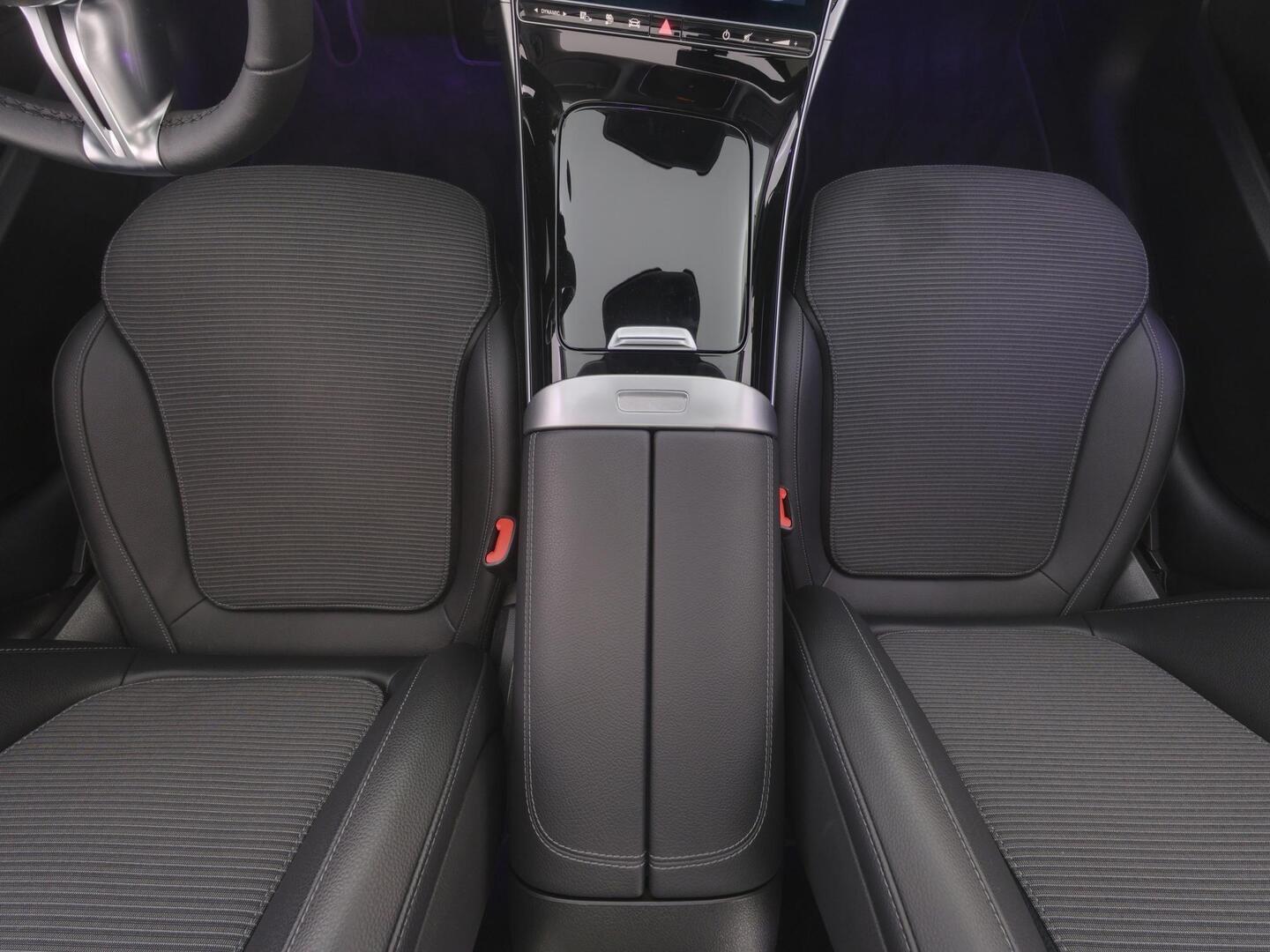 MERCEDES-BENZ C 2023