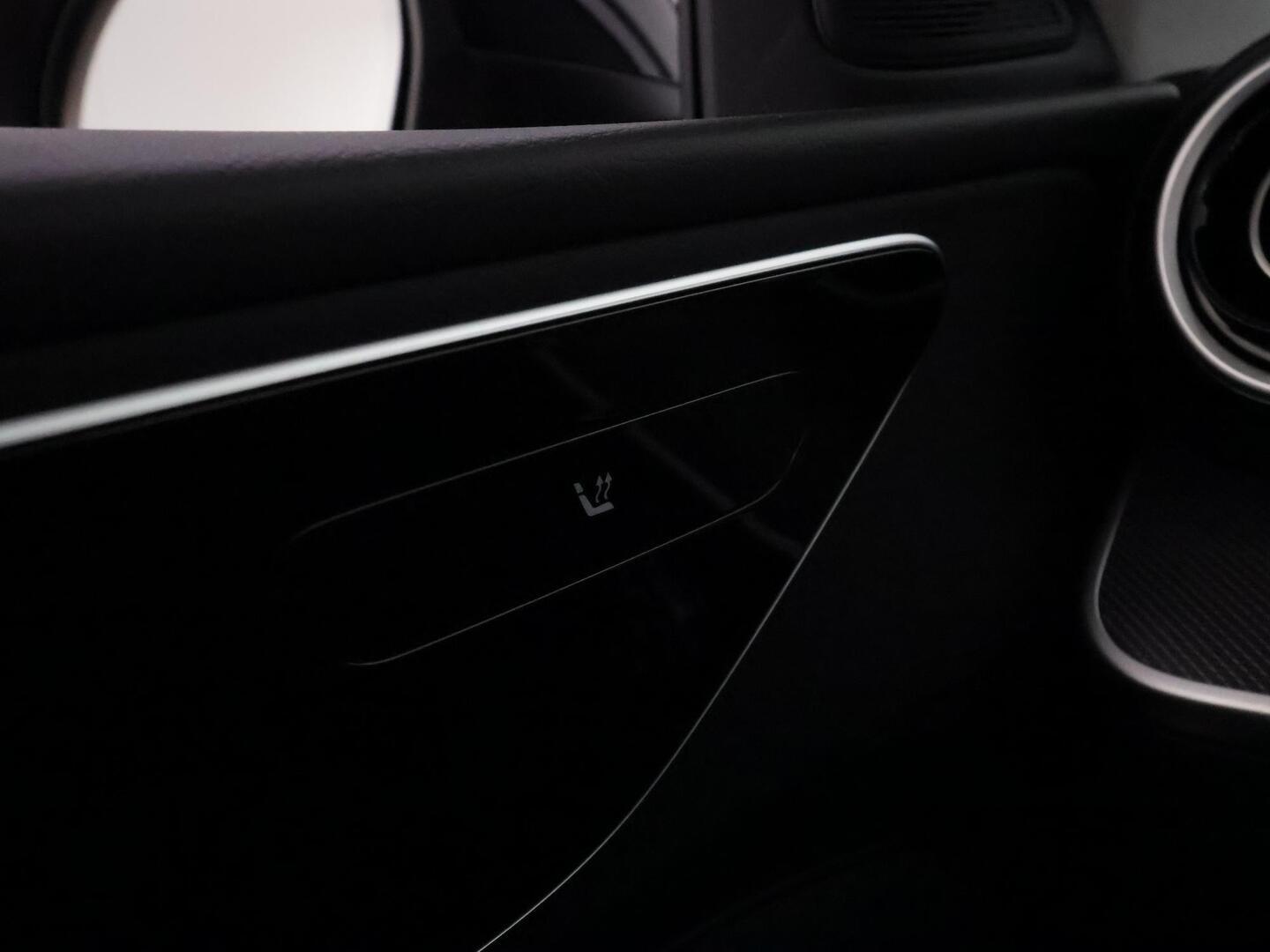MERCEDES-BENZ C 2023