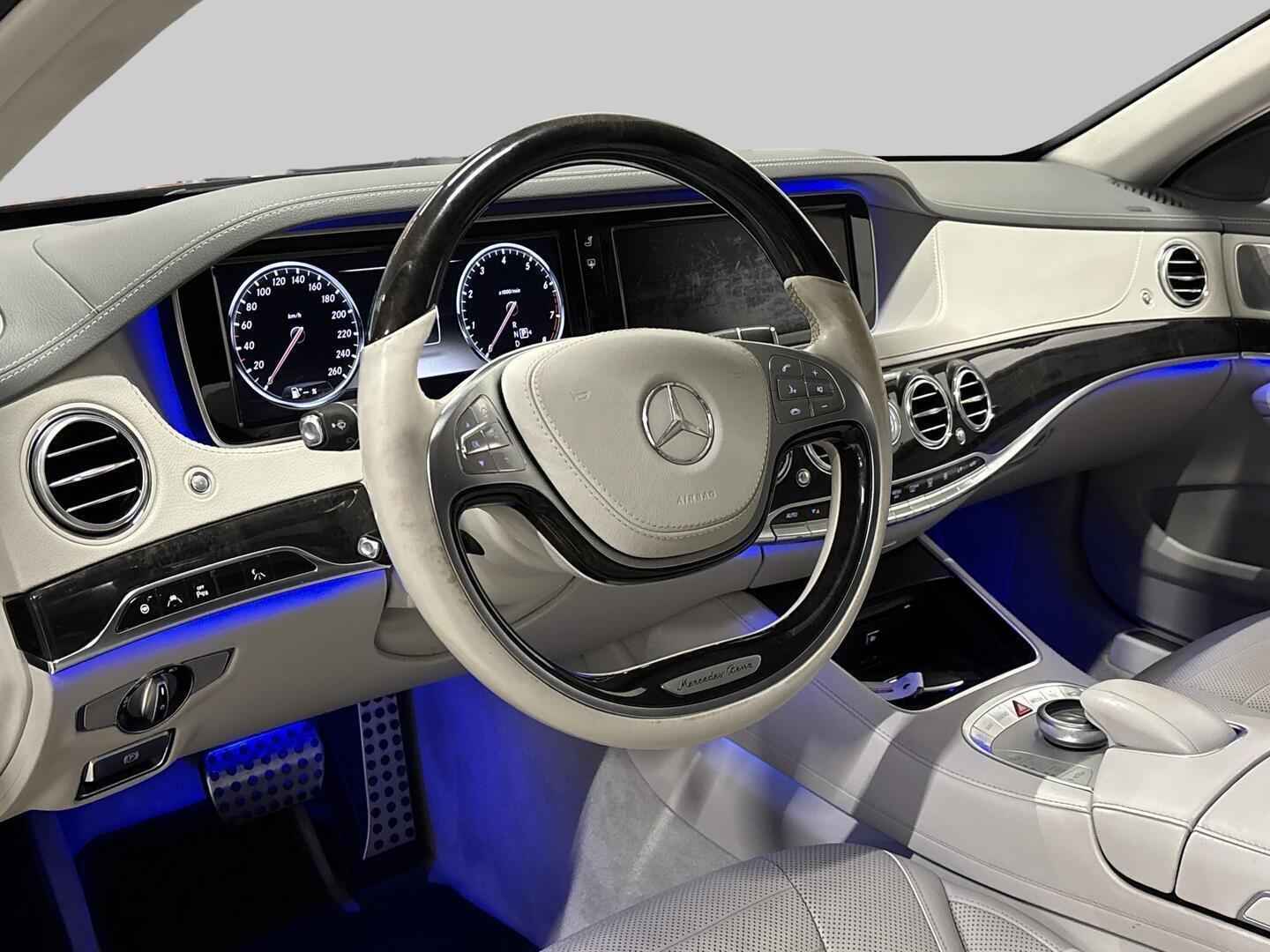 MERCEDES-BENZ S 2013