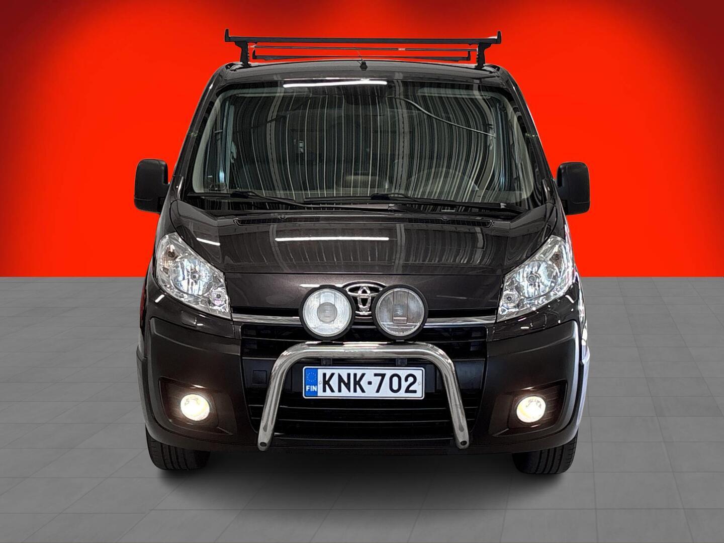 TOYOTA Proace 2016