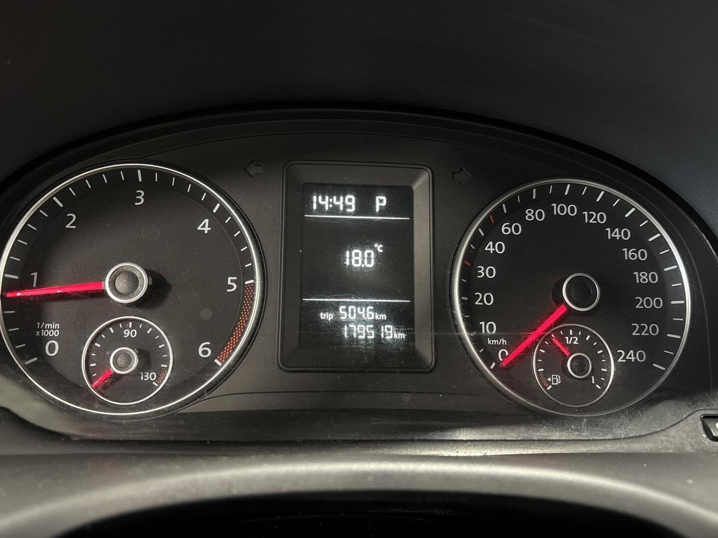 VOLKSWAGEN Caddy 2011