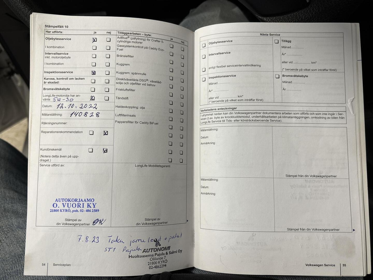 VOLKSWAGEN Caddy 2011