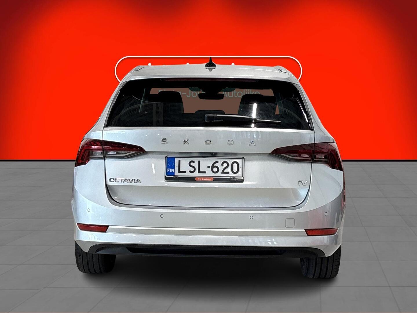 SKODA Octavia 2021