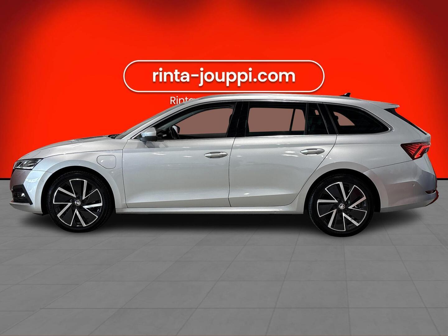 SKODA Octavia 2021