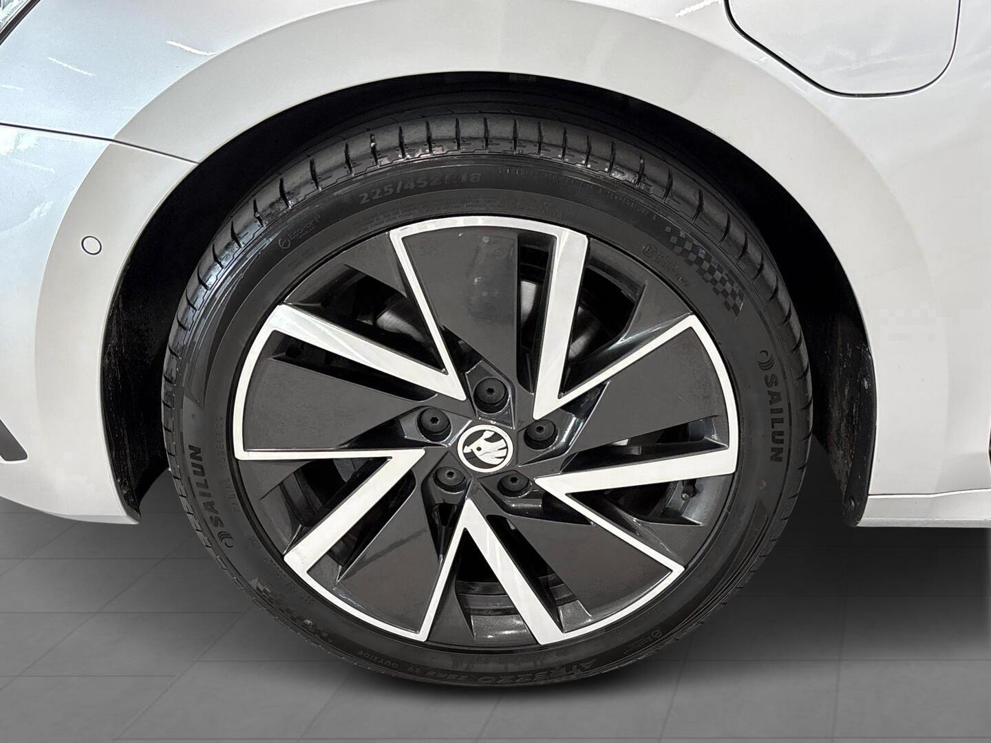SKODA Octavia 2021