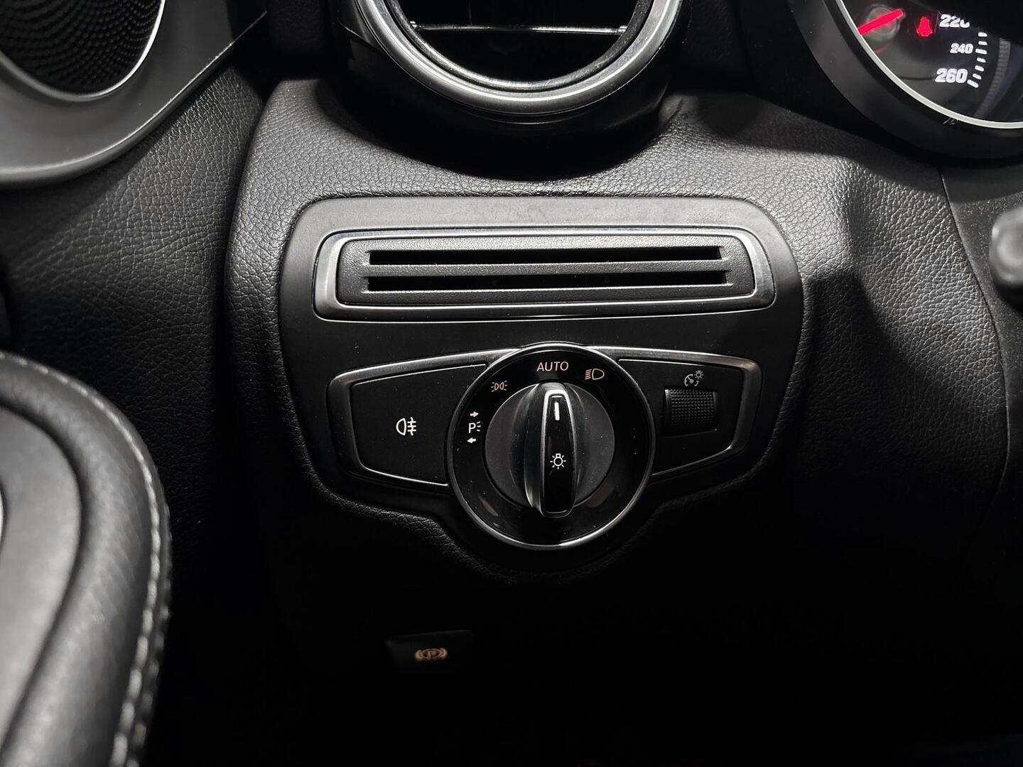 MERCEDES-BENZ C 2014