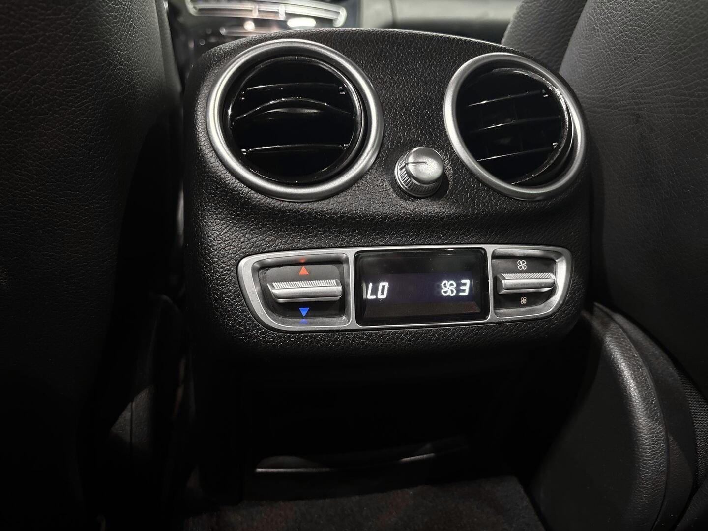 MERCEDES-BENZ C 2014