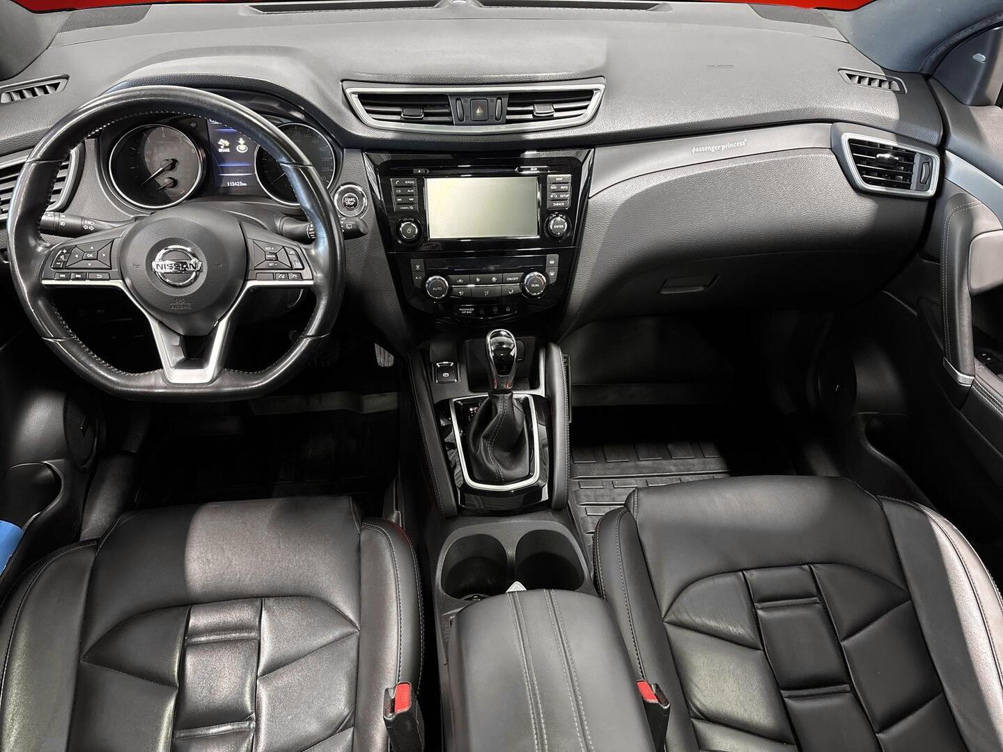 NISSAN Qashqai 2018