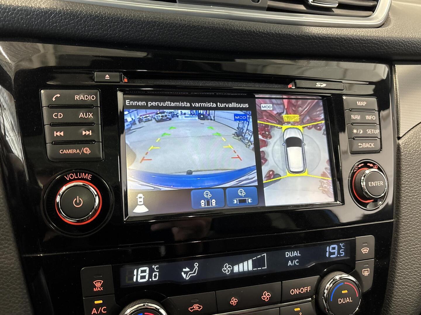 NISSAN Qashqai 2018