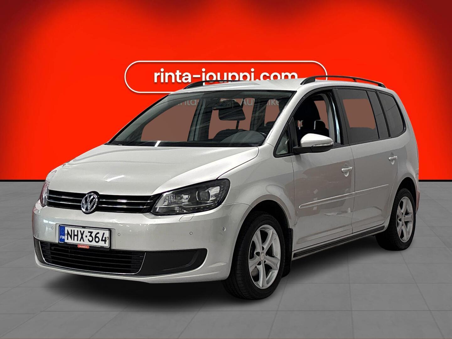 VOLKSWAGEN Touran 2011