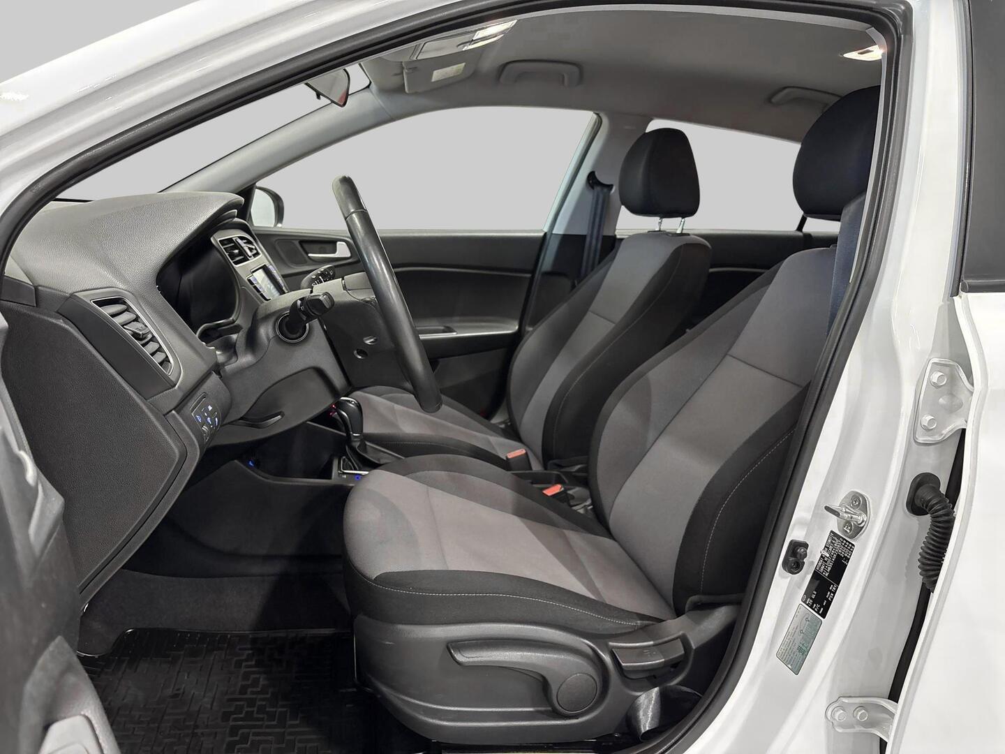 HYUNDAI i20 Hatchback 2019