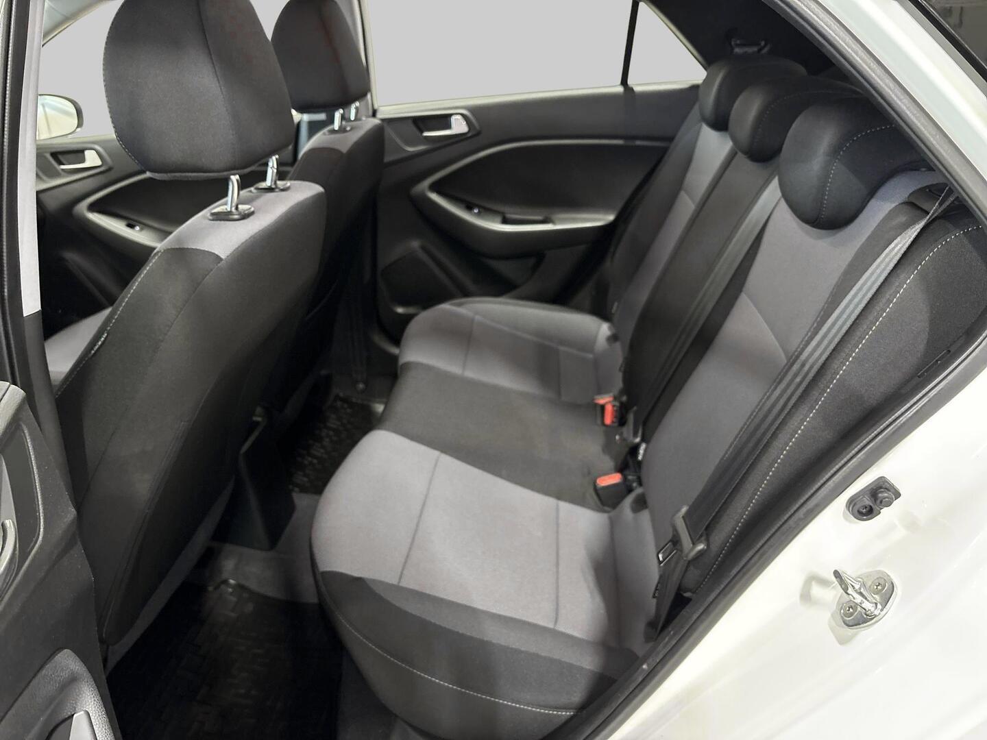 HYUNDAI i20 Hatchback 2019