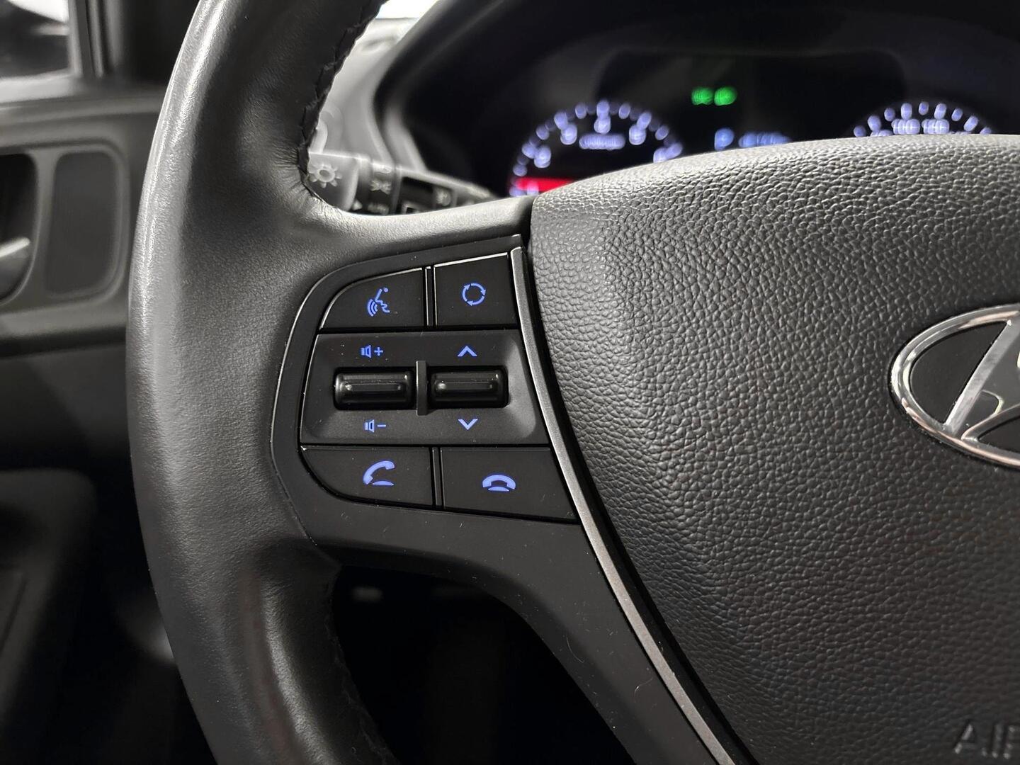 HYUNDAI i20 Hatchback 2019