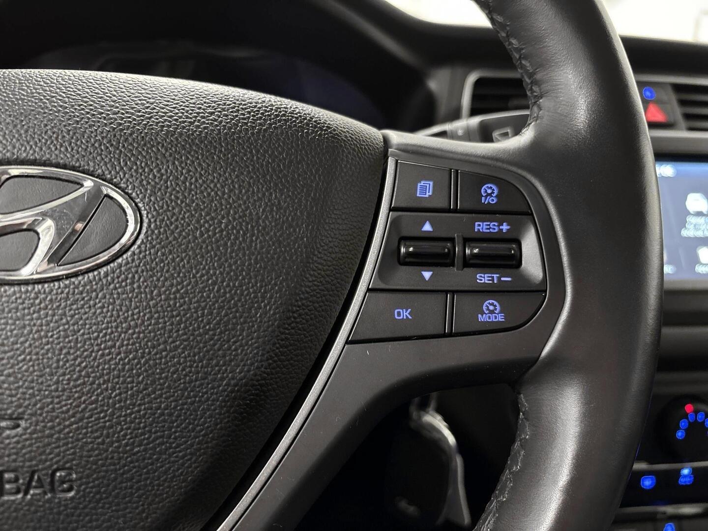 HYUNDAI i20 Hatchback 2019