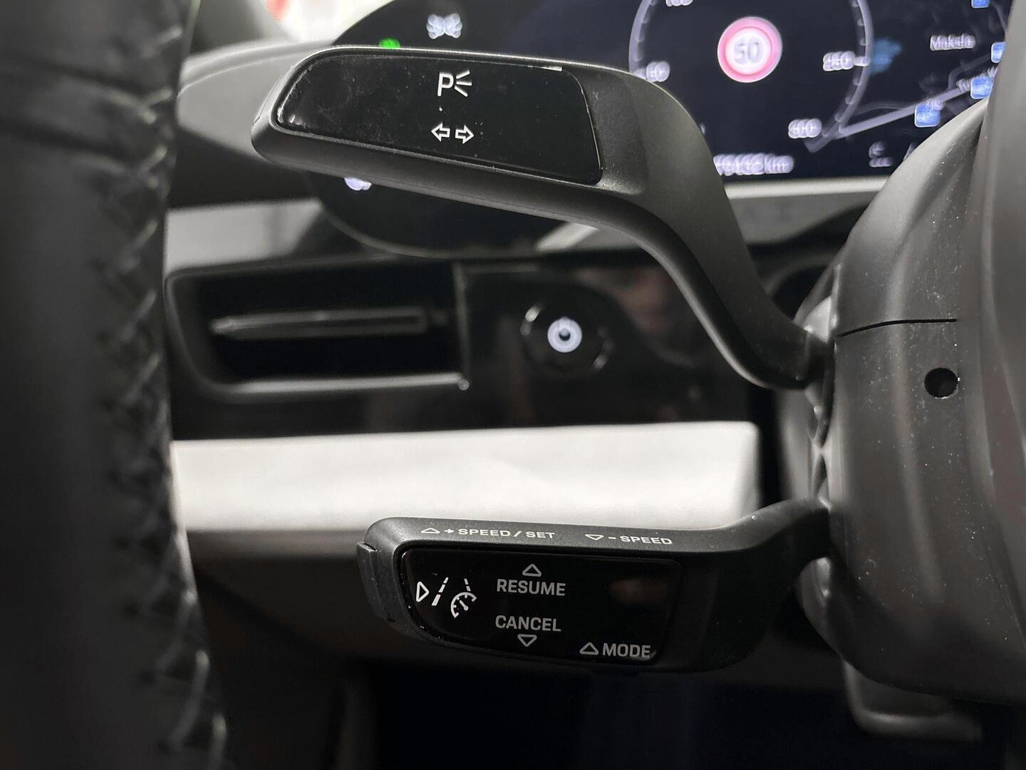 PORSCHE Taycan 2023