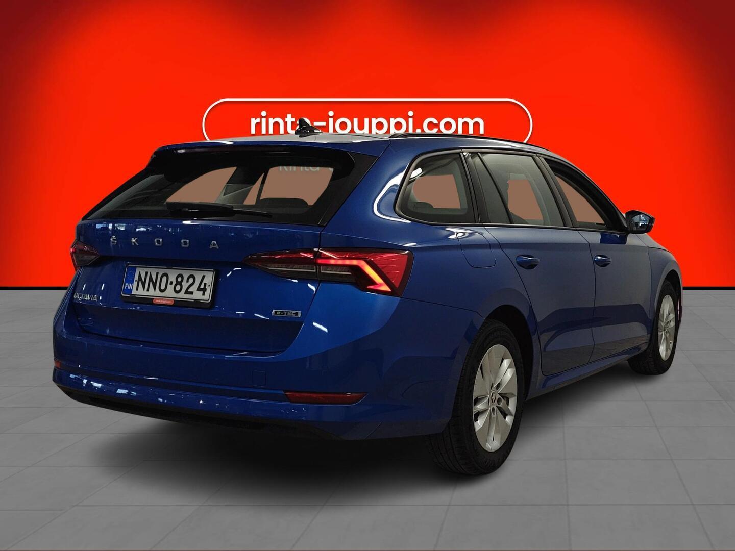 SKODA Octavia 2024