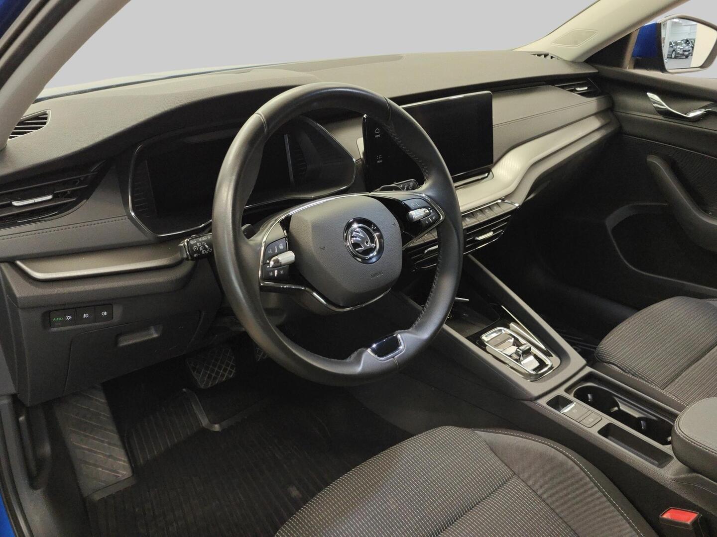 SKODA Octavia 2024