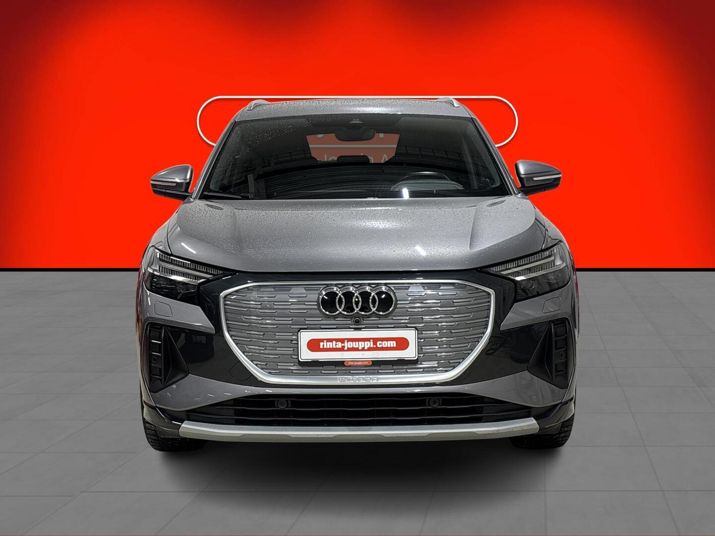 AUDI Q4 E-TRON 2024
