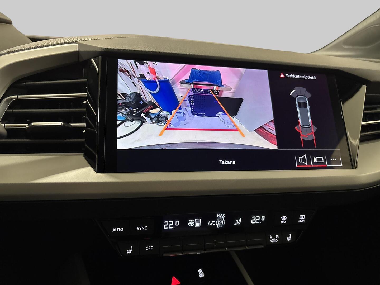 AUDI Q4 E-TRON 2024