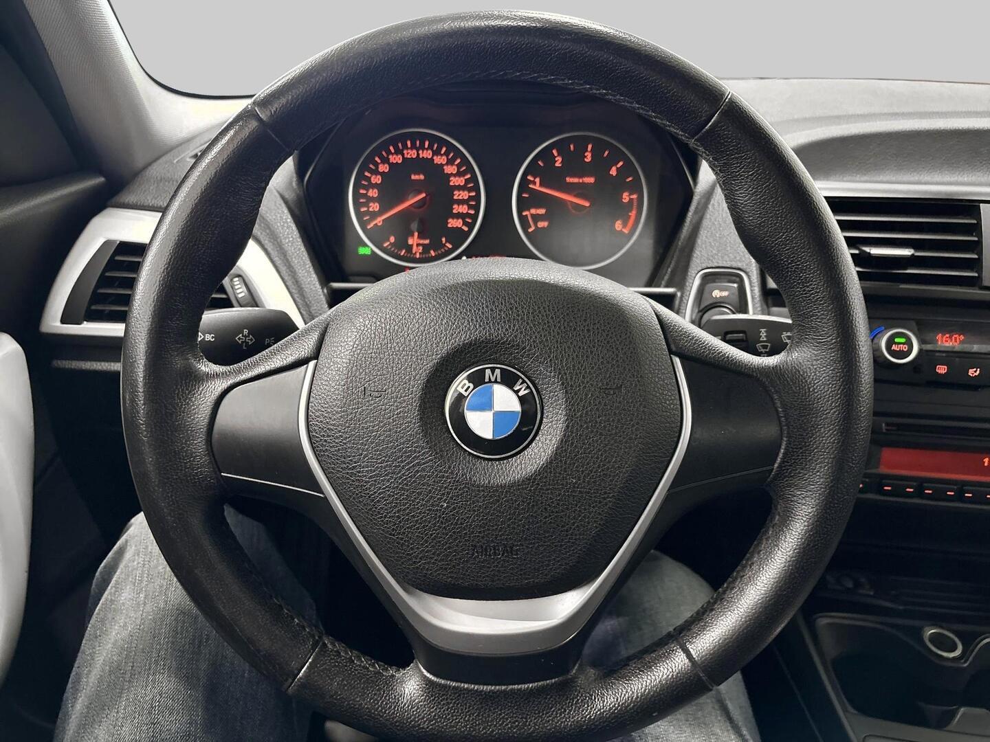 BMW 116 2012