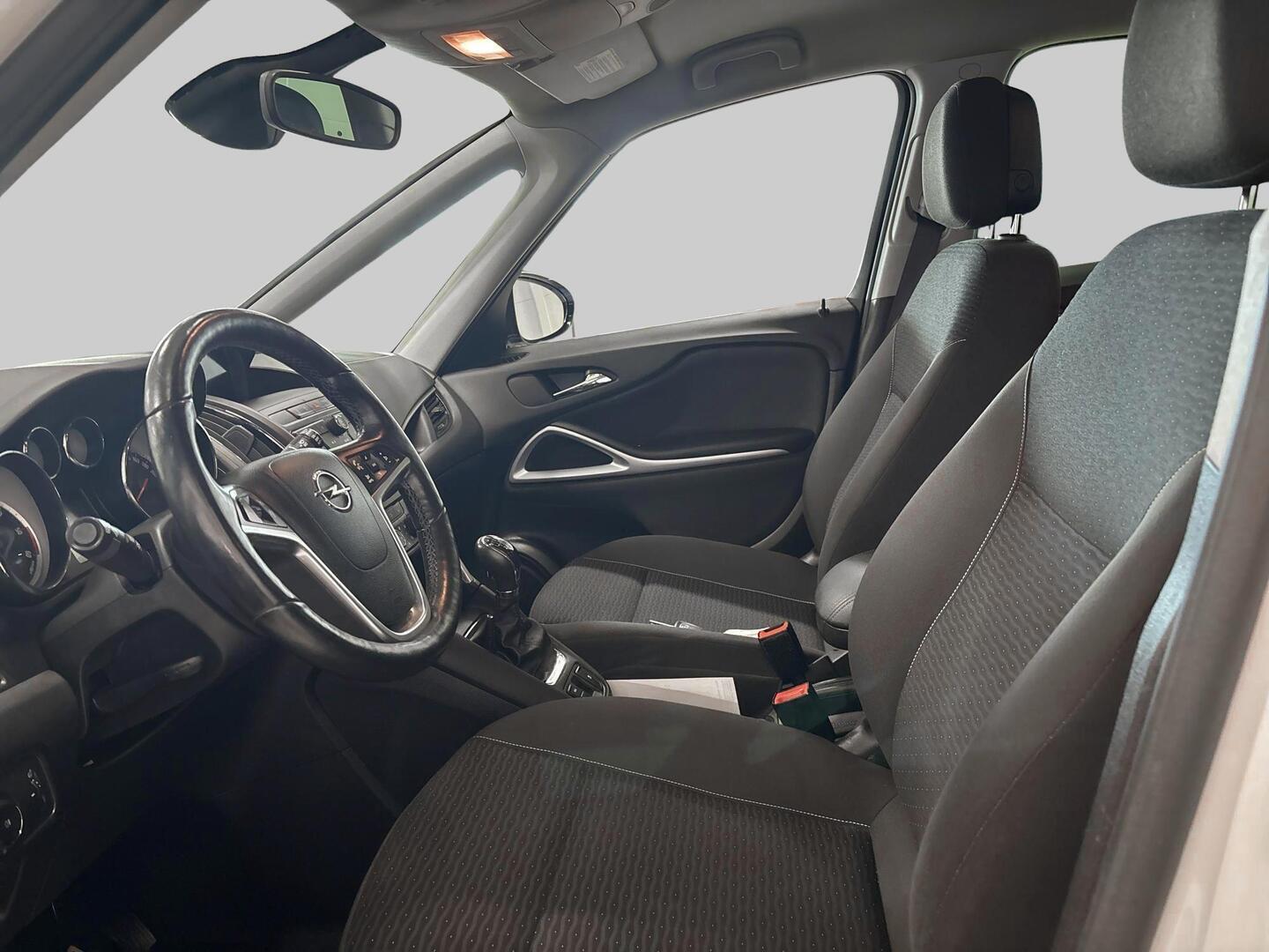OPEL Zafira Tourer 2016