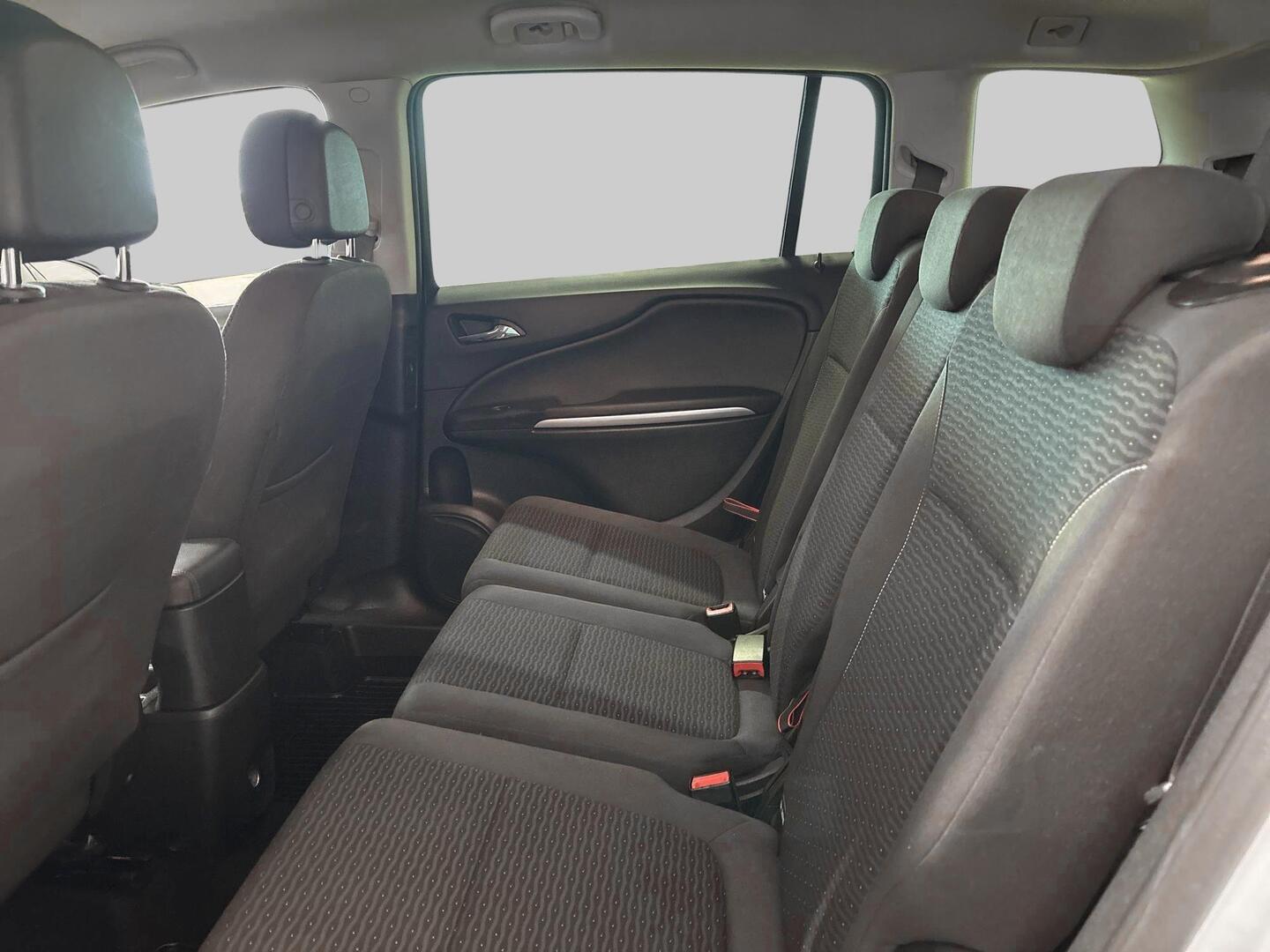 OPEL Zafira Tourer 2016