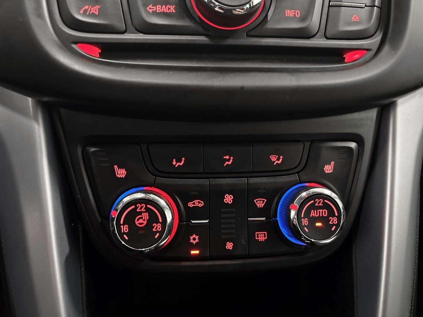OPEL Zafira Tourer 2016