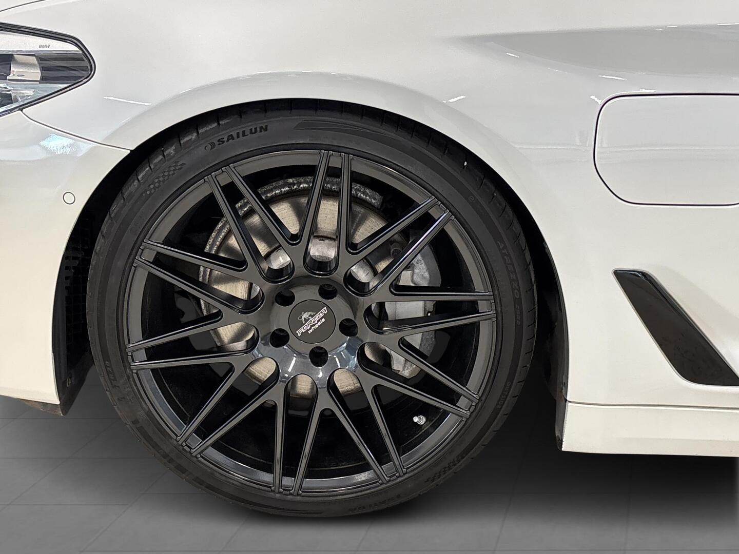 BMW 530 2019