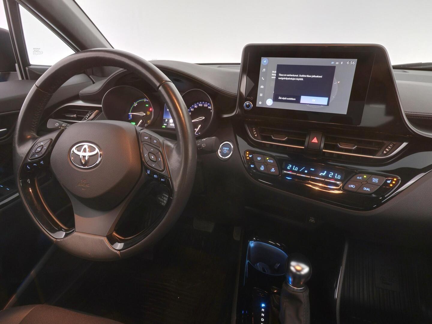 TOYOTA C-HR 2022
