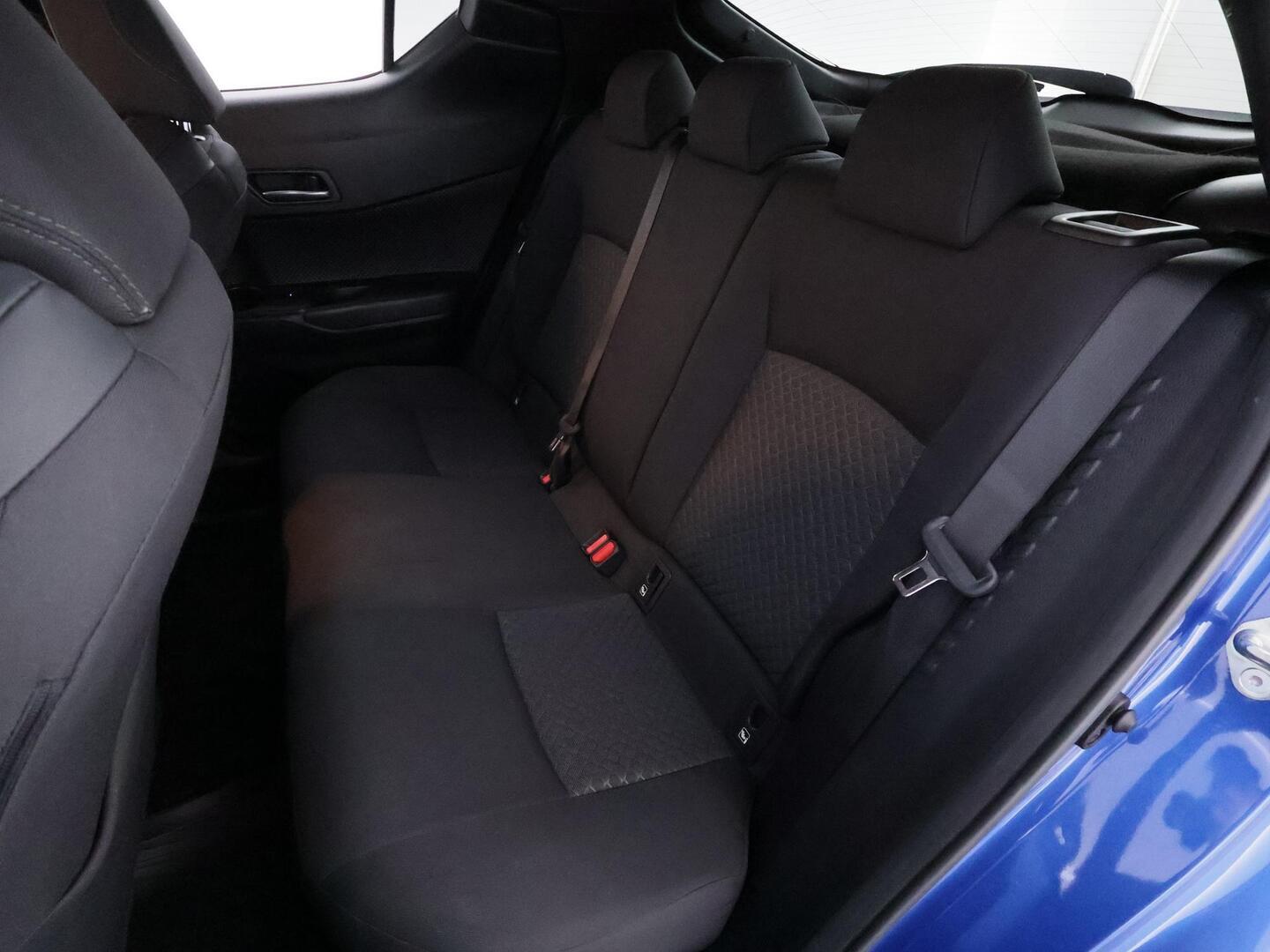 TOYOTA C-HR 2022